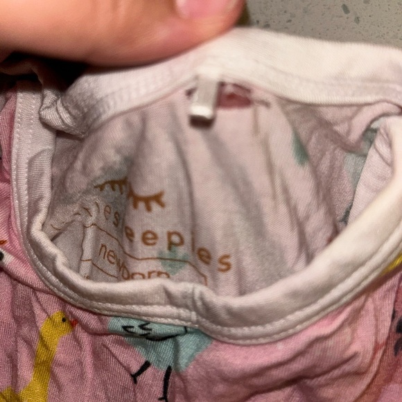 Little Sleepies pink farm animals knotted gown - Picture 3 of 3